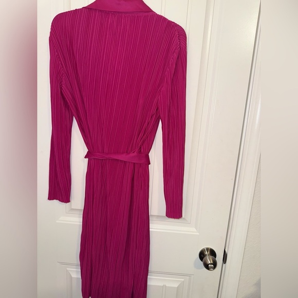 Mango Pink Wrap Dress with Notched Collar and Bishop Sleeves - Picture 13 of 13